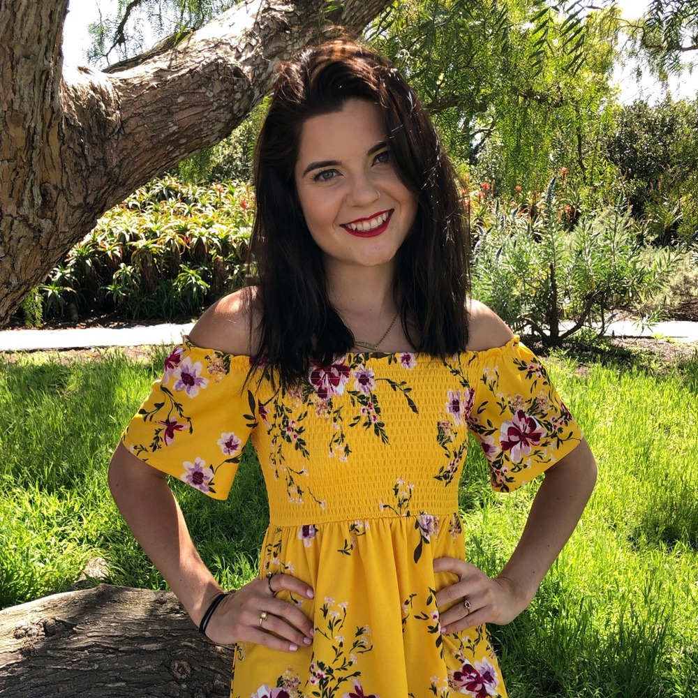 Meet your Posher, Lizzie